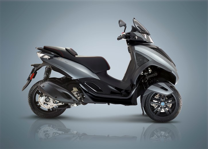 Piaggio MP3 Yourban Sport (gray)